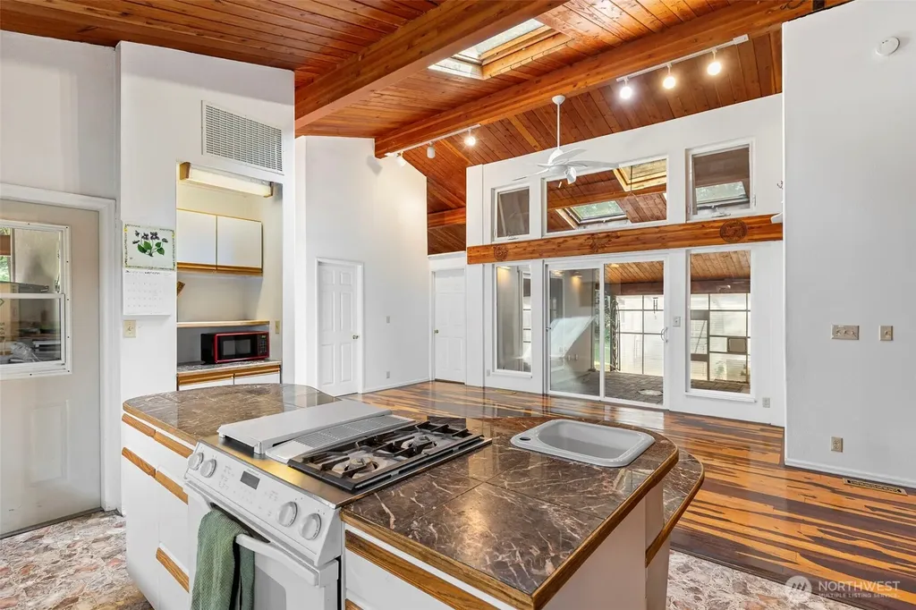 28389 State Highway 3 NE Poulsbo WA 98370