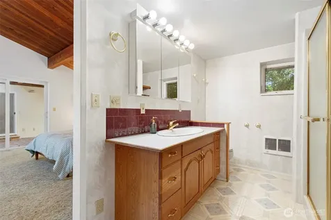 28389 State Highway 3 NE Poulsbo WA 98370