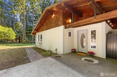 28389 State Highway 3 NE Poulsbo WA 98370