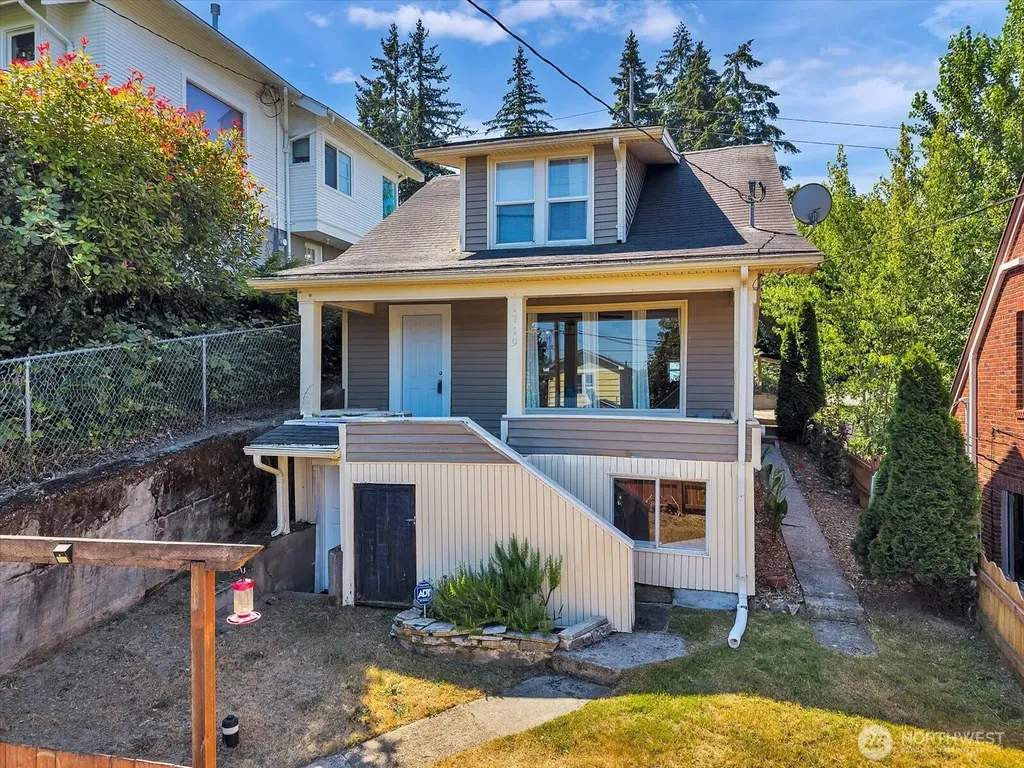 1719 Gregory Way Bremerton WA 98337