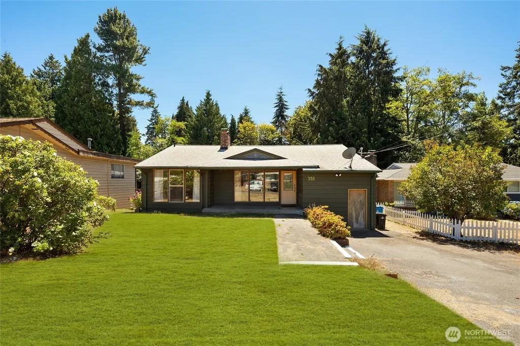 351 NE 163rd Shoreline WA 98155