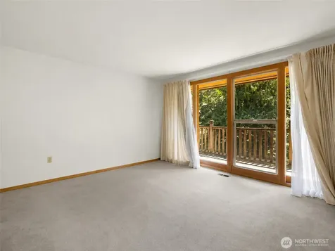 351 NE 163rd Shoreline WA 98155
