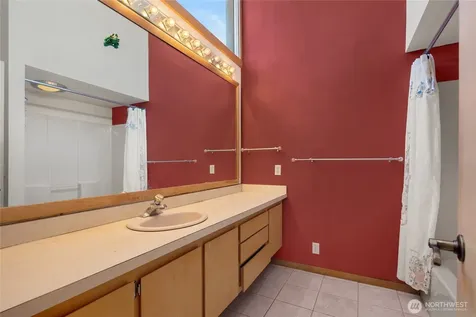 351 NE 163rd Shoreline WA 98155