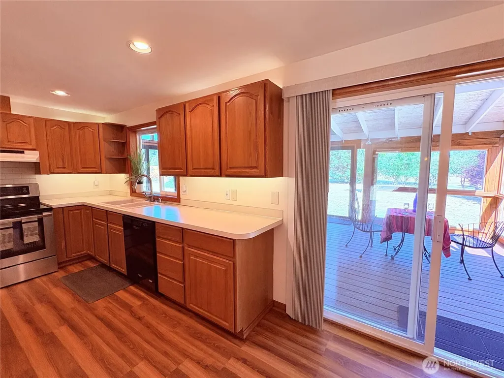 41 Livengood Lane Sequim WA 98382