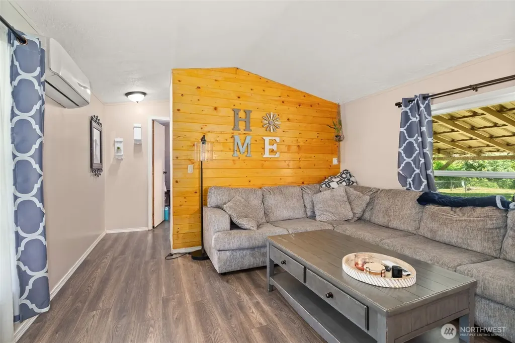 104 Burnt Ridge Road Onalaska WA 98570