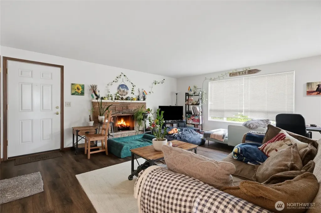 3637 Woodlawn Avenue N Seattle WA 98103