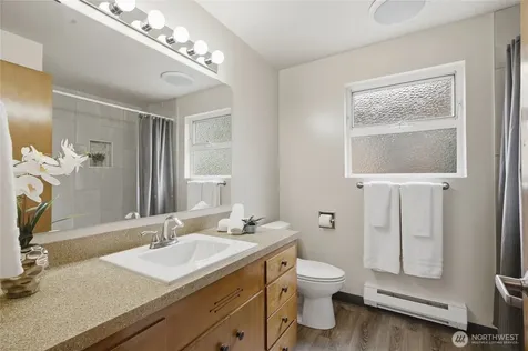 3637 Woodlawn Avenue N Seattle WA 98103