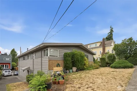3637 Woodlawn Avenue N Seattle WA 98103