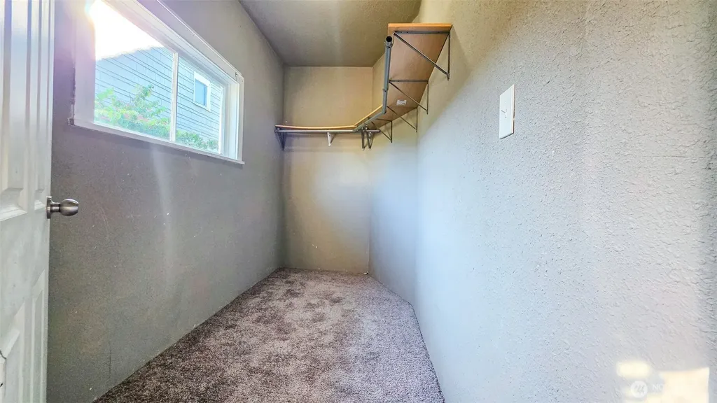 513 W 2nd Street Aberdeen WA 98520