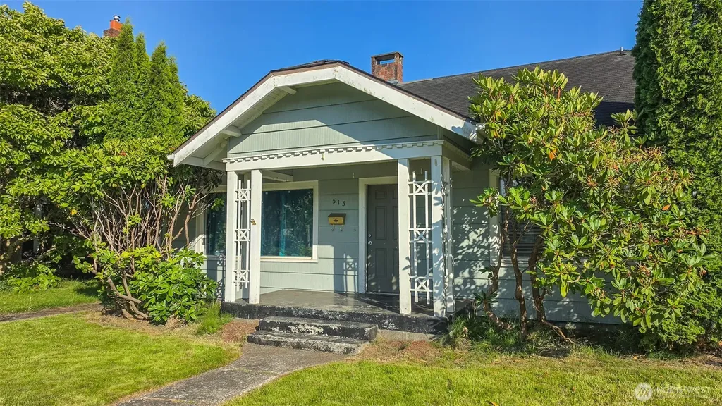 513 W 2nd Street Aberdeen WA 98520