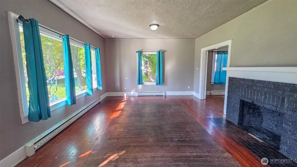 513 W 2nd Street Aberdeen WA 98520