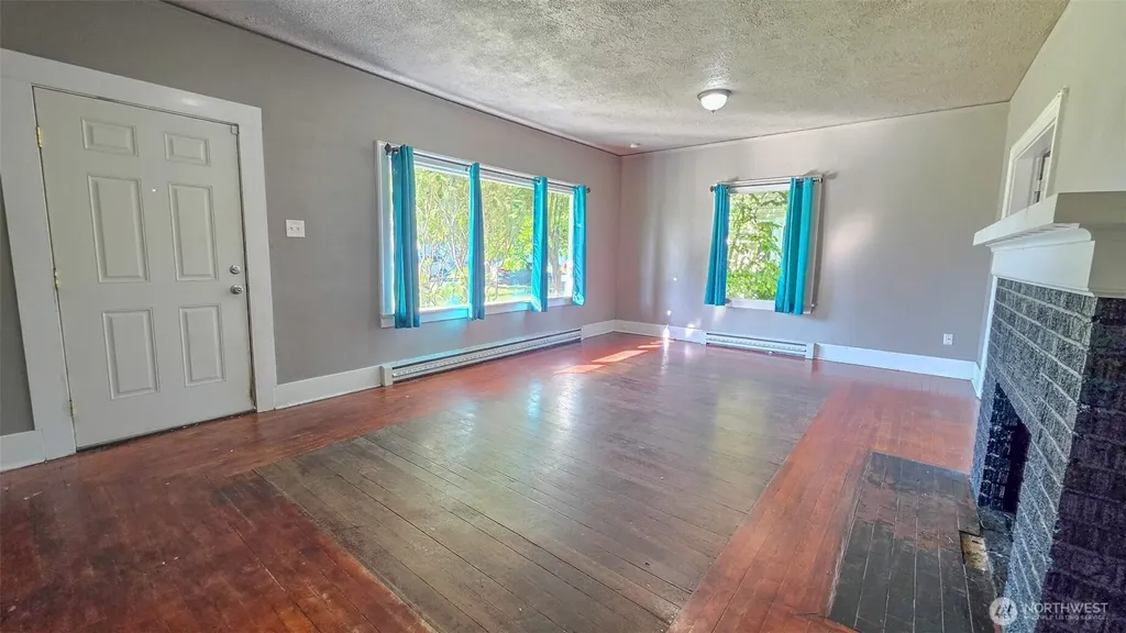 513 W 2nd Street Aberdeen WA 98520
