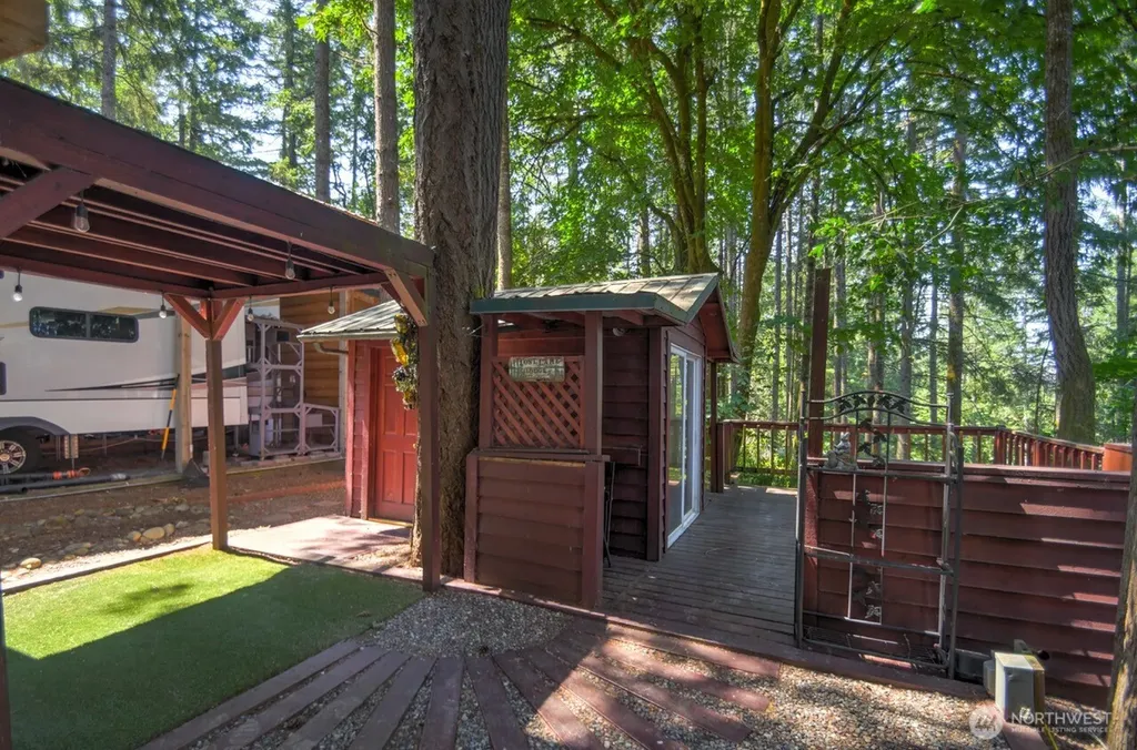 1546 Reservation Road SE Olympia WA 98513