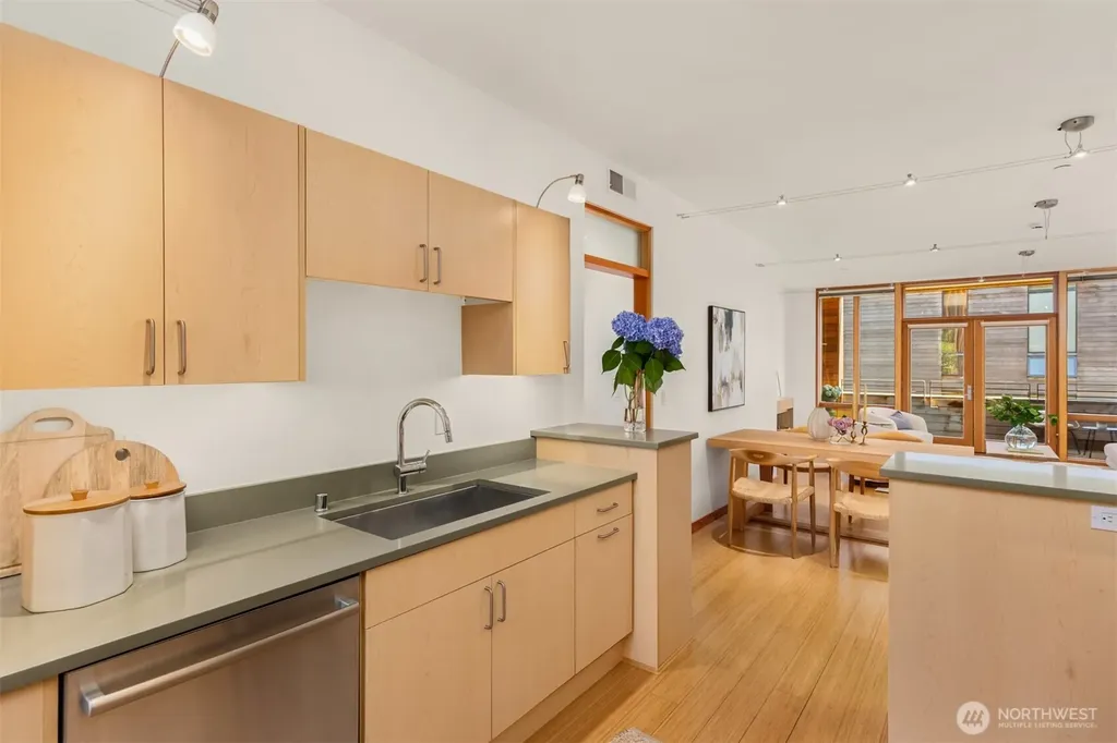 211 Wyatt Way NW Bainbridge Island WA 98110