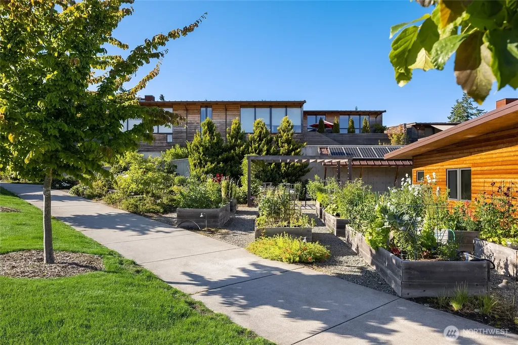 211 Wyatt Way NW Bainbridge Island WA 98110