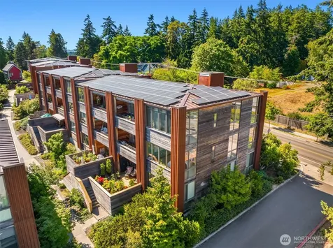 211 Wyatt Way NW Bainbridge Island WA 98110