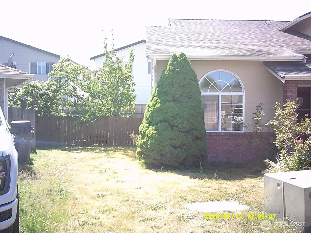 17628 27th Avenue NE Marysville WA 98271
