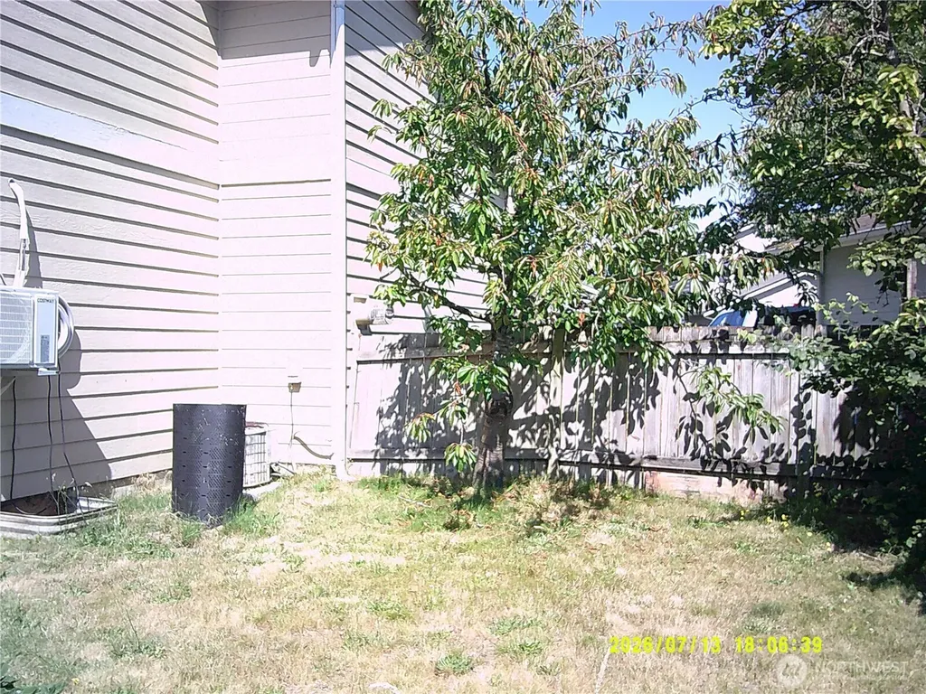 17628 27th Avenue NE Marysville WA 98271