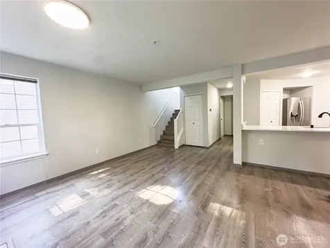 1966 S 368th Place Federal Way WA 98003