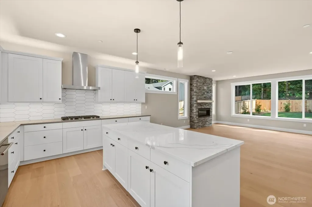 3504 Alaska Road Brier WA 98036