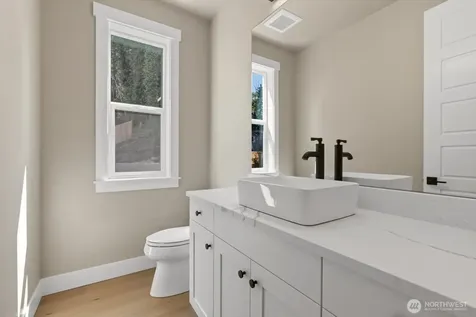 3504 Alaska Road Brier WA 98036