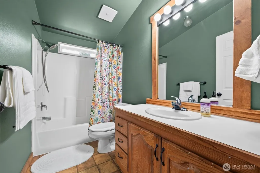 32213 SE 270th Street Ravensdale WA 98051