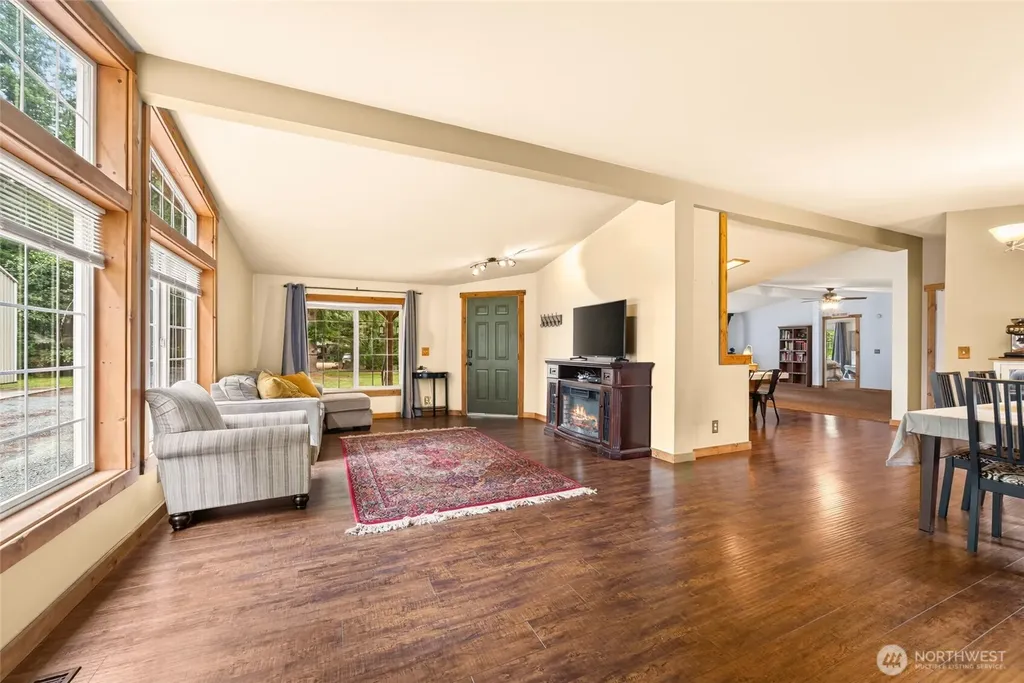 32213 SE 270th Street Ravensdale WA 98051