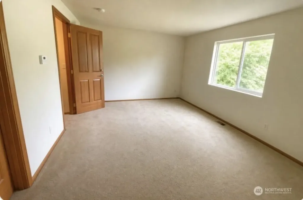 31672 Military Road S Auburn WA 98001