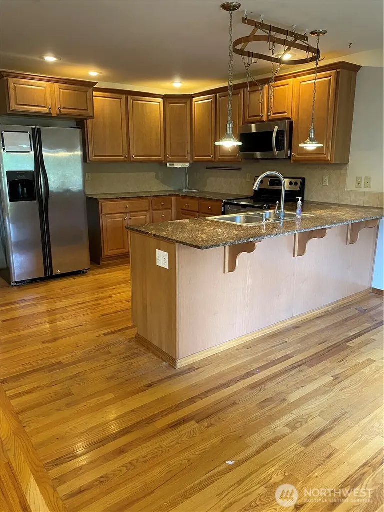 31672 Military Road S Auburn WA 98001