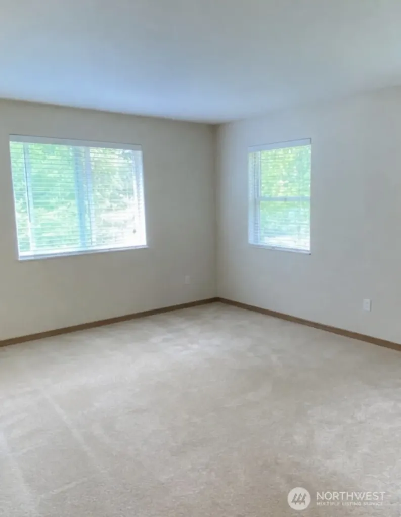 31672 Military Road S Auburn WA 98001