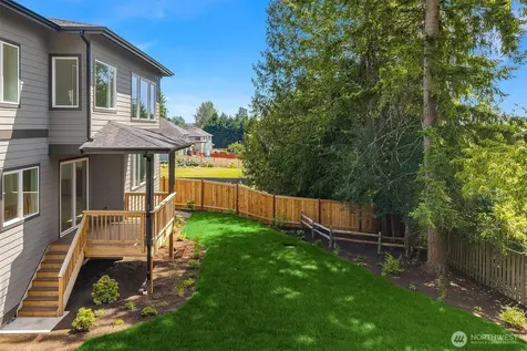 465 Orcas Ave NE Renton WA 98059