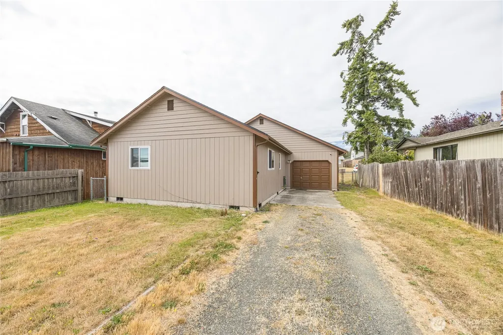 1517 W 7th Street Port Angeles WA 98363
