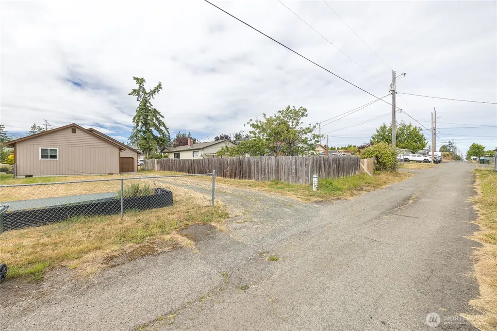 1517 W 7th Street Port Angeles WA 98363