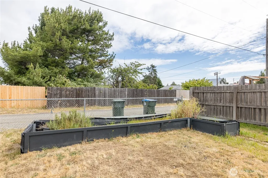 1517 W 7th Street Port Angeles WA 98363
