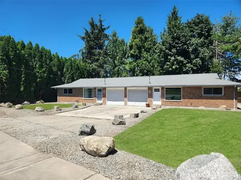 2609 W Stewart Puyallup WA 98378