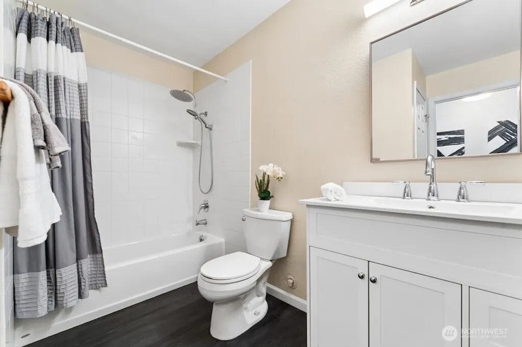 14602 NE 51st Street Bellevue WA 98007