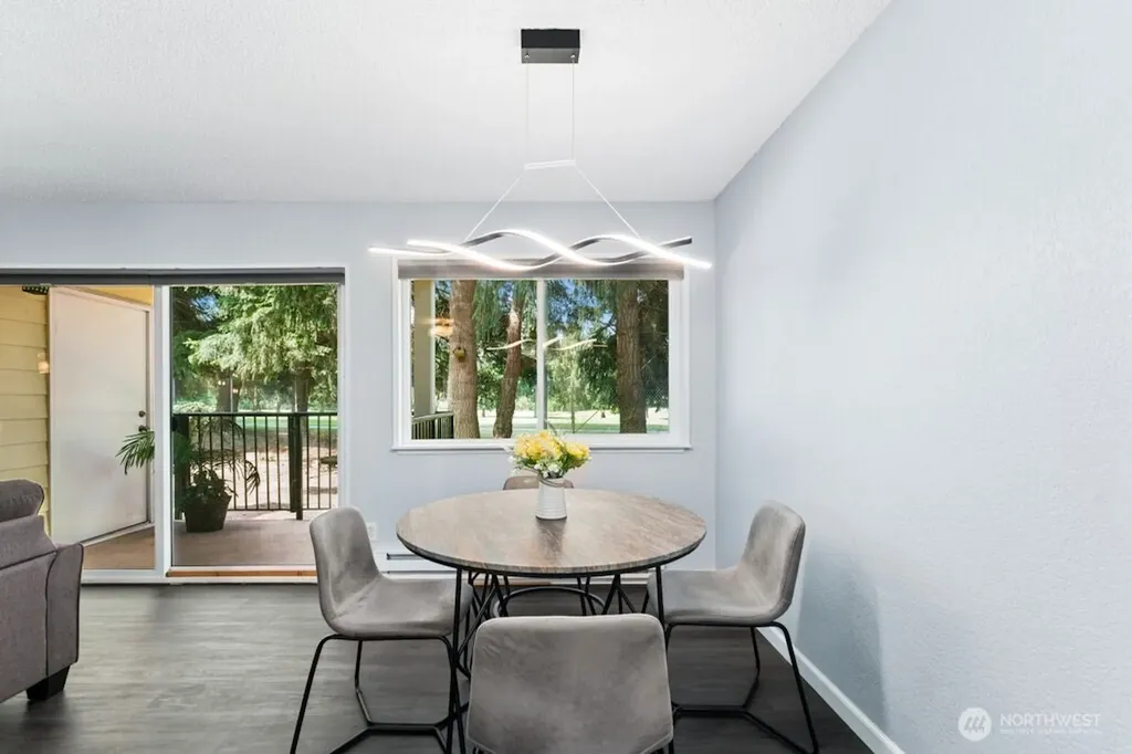 14602 NE 51st Street Bellevue WA 98007