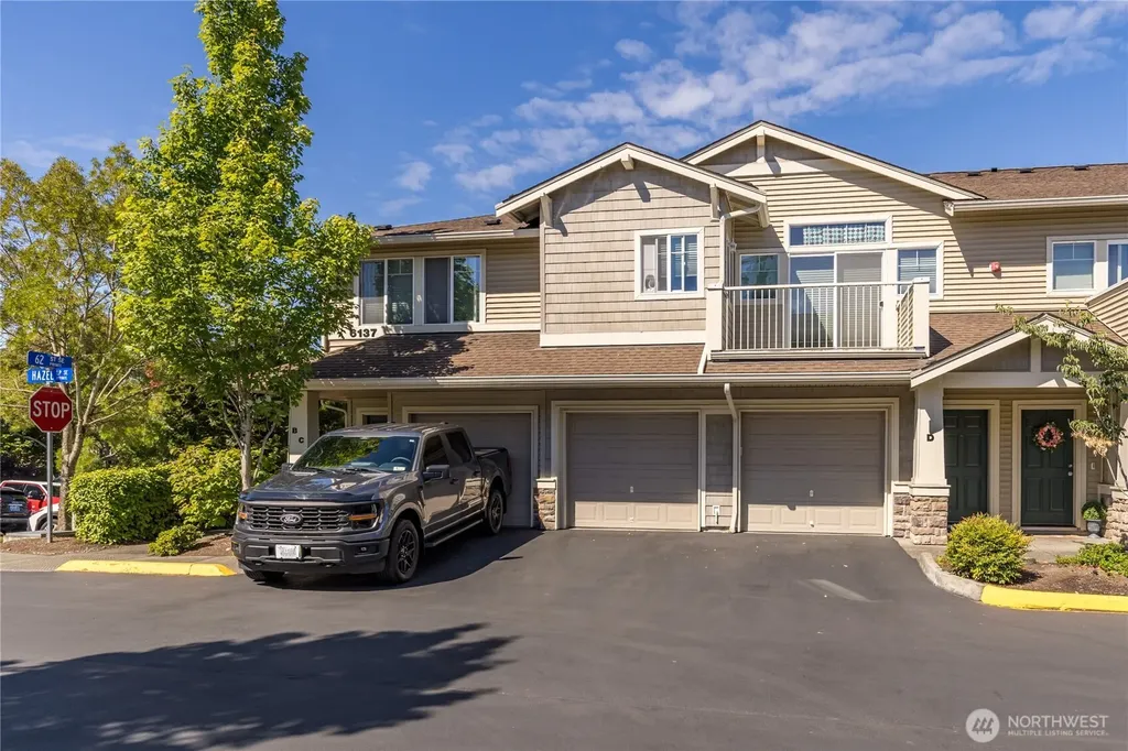 6137 Hazel Loop SE Auburn WA 98092