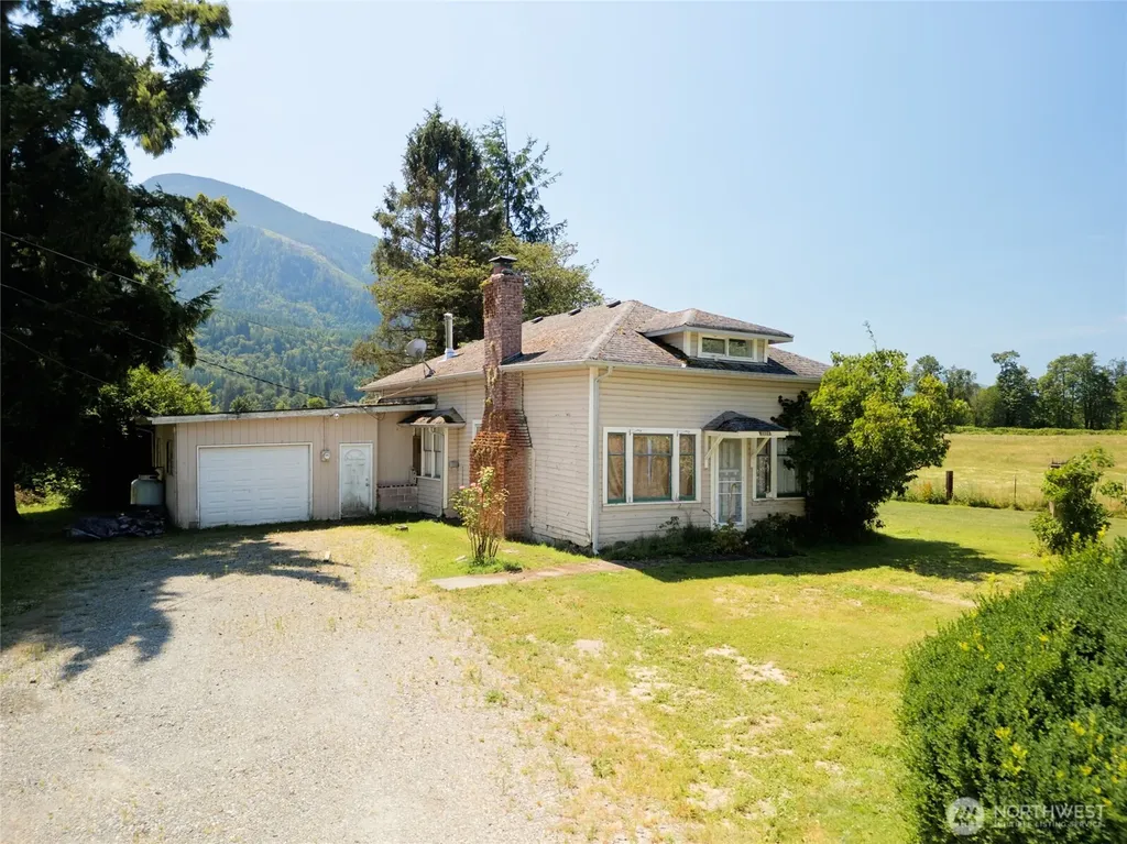 35240 Lyman Hamilton Highway Sedro Woolley WA 98284