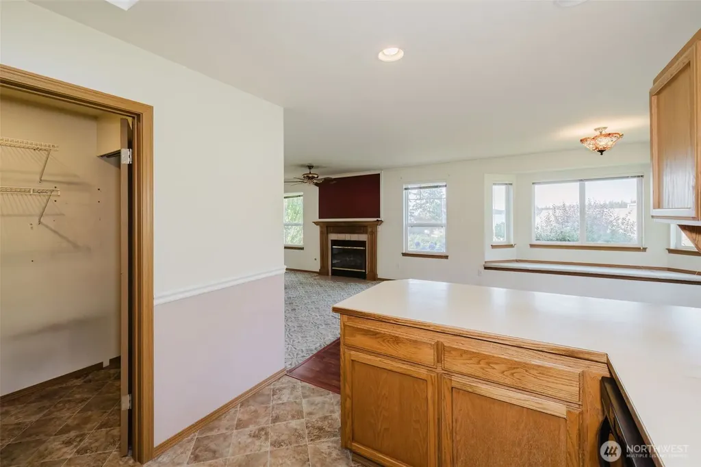 5305 Harbor Ridge Drive Bremerton WA 98312