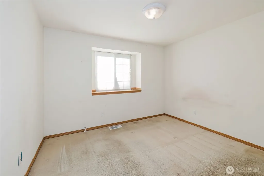 5305 Harbor Ridge Drive Bremerton WA 98312
