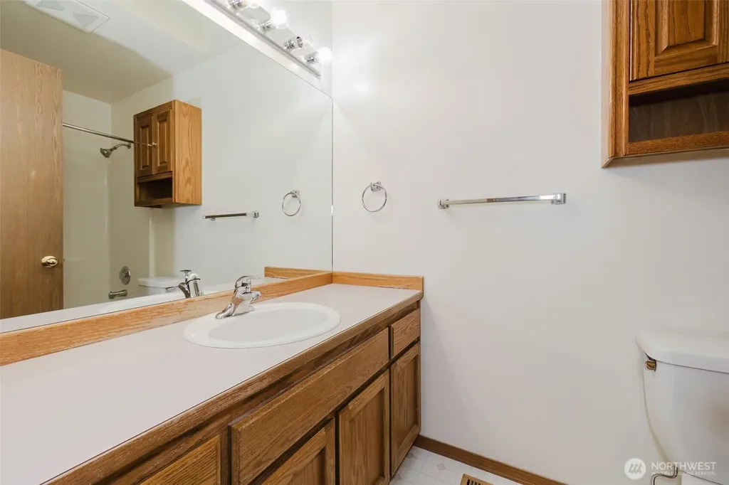 5305 Harbor Ridge Drive Bremerton WA 98312