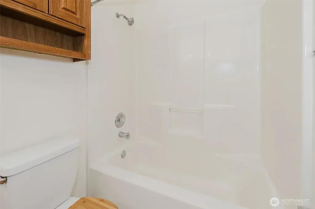 5305 Harbor Ridge Drive Bremerton WA 98312