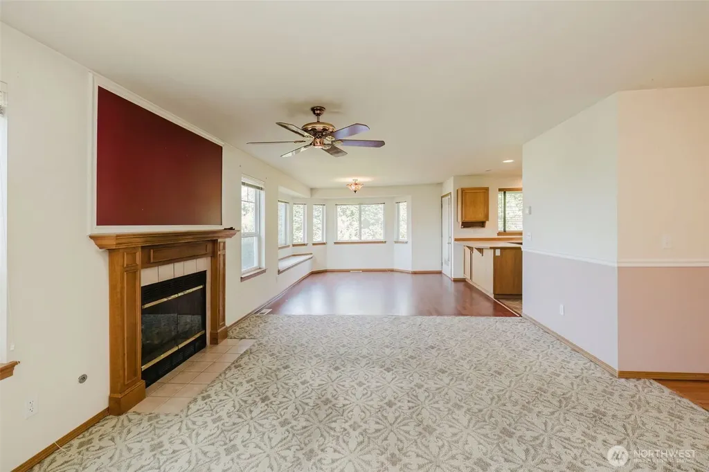 5305 Harbor Ridge Drive Bremerton WA 98312