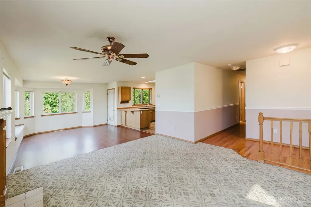 5305 Harbor Ridge Drive Bremerton WA 98312