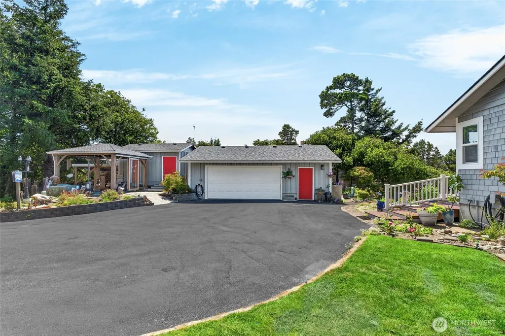 28017 L Place Ocean Park WA 98640