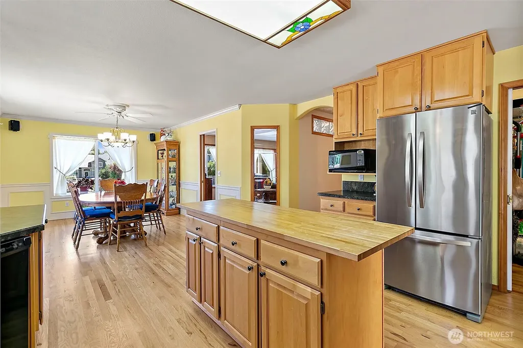21503 21st Street E Lake Tapps WA 98391