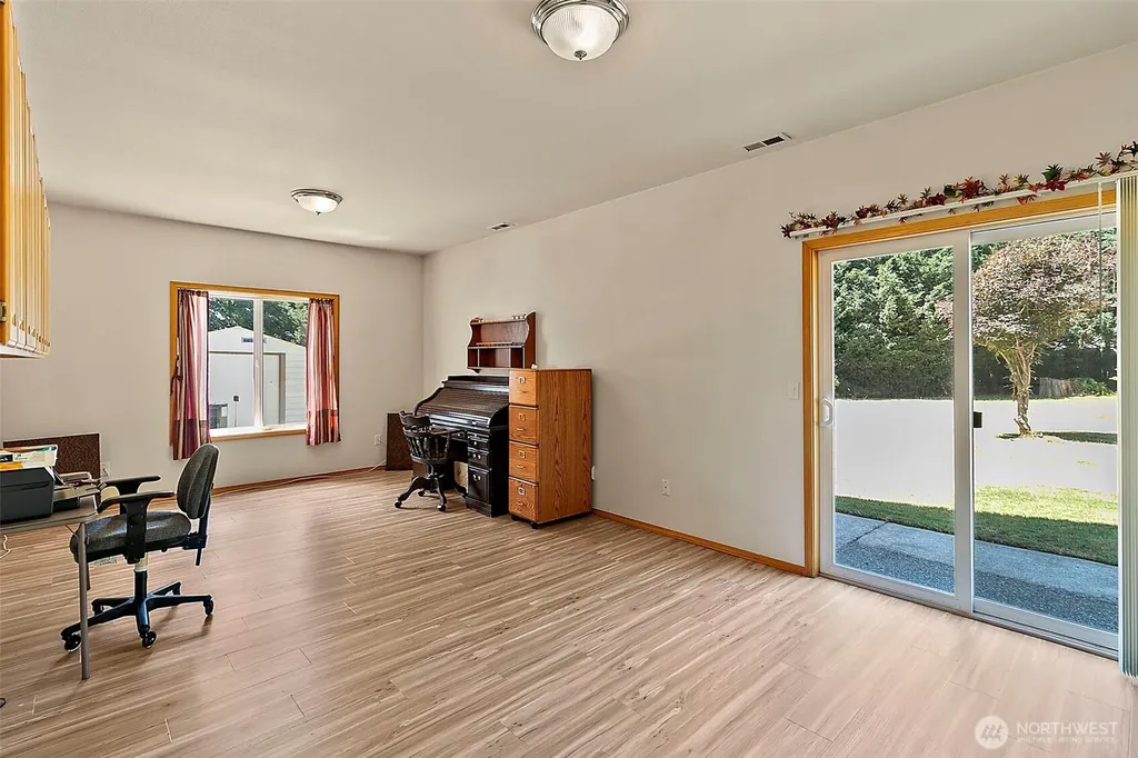 21503 21st Street E Lake Tapps WA 98391