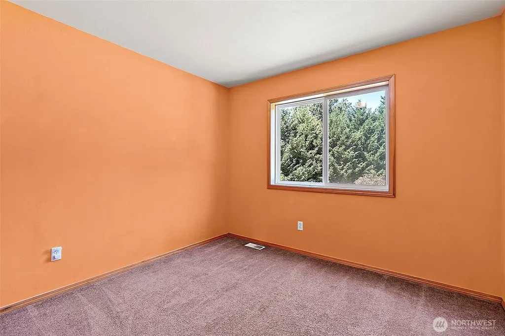 21503 21st Street E Lake Tapps WA 98391