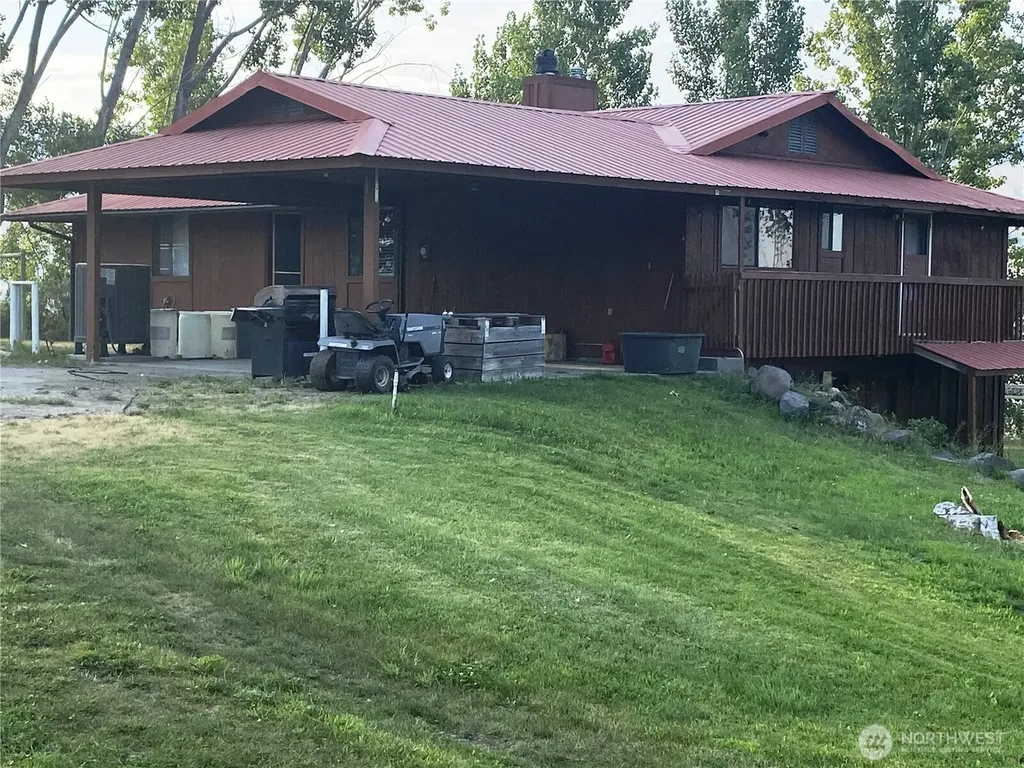 543 Jack Wells Road Bridgeport WA 98813